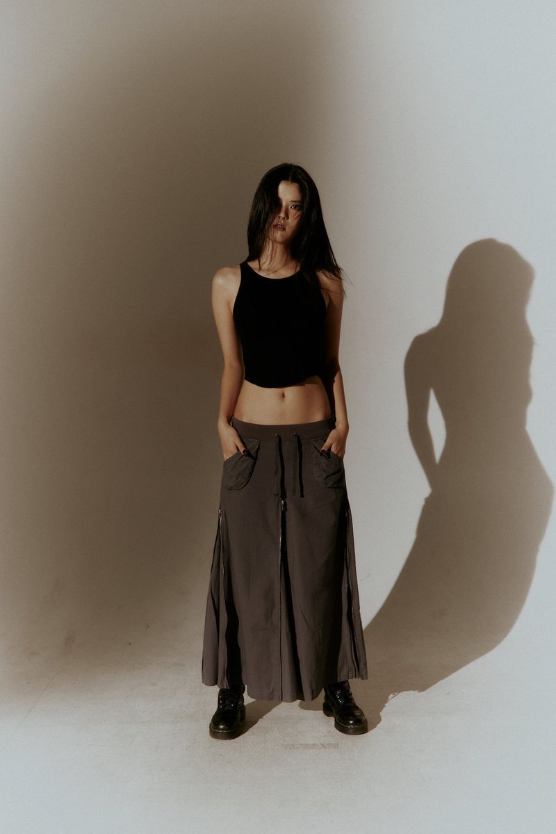 07 ZIP WASHED SKIRT CHARCOAL