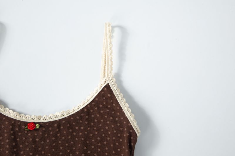 star sleeveless brown