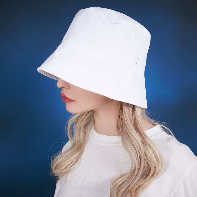 Stud drop over fit bucket hat WHITE