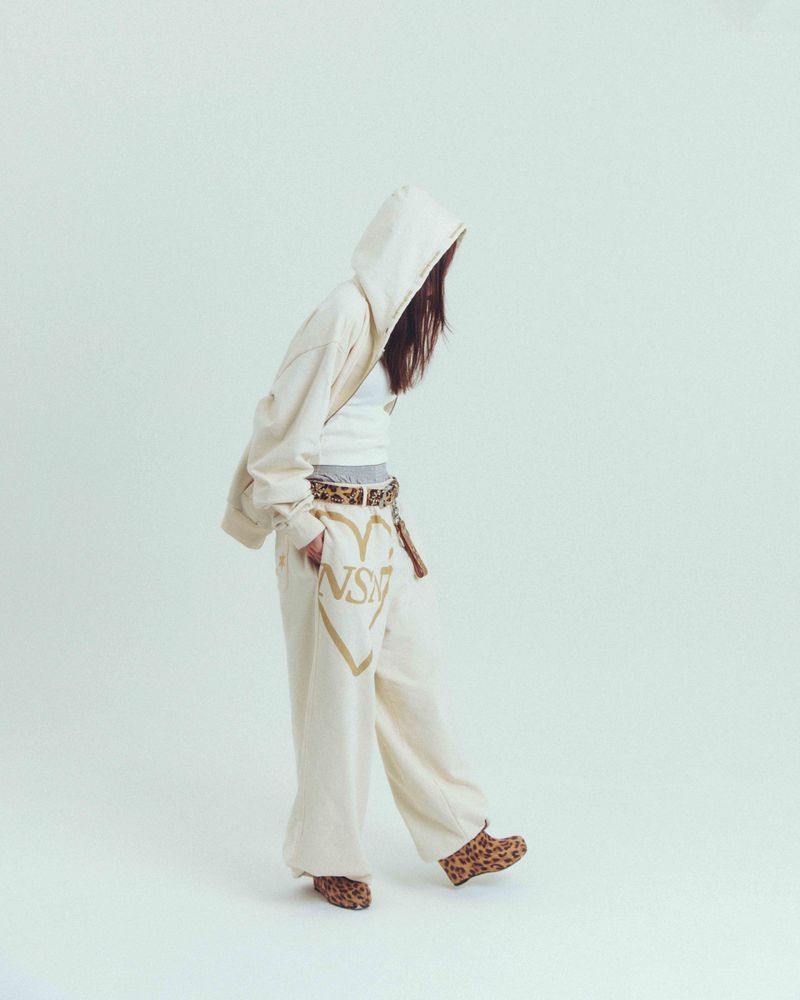 nsn logo sweat pants -ivory-