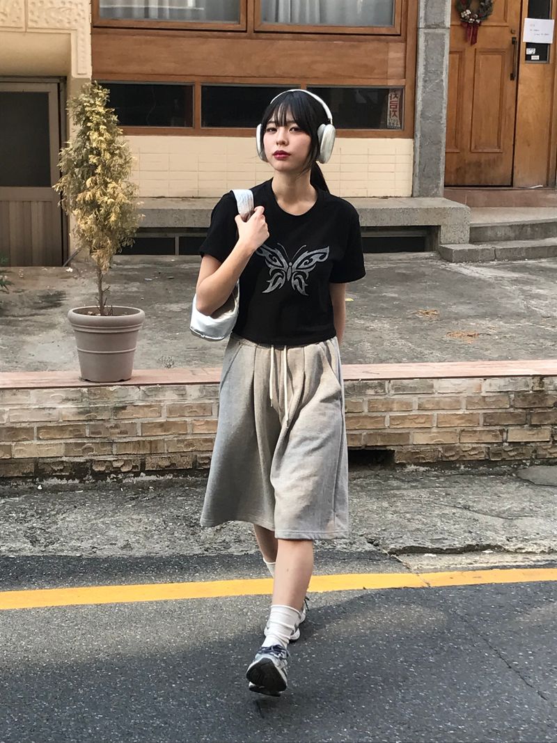 Wings crop T