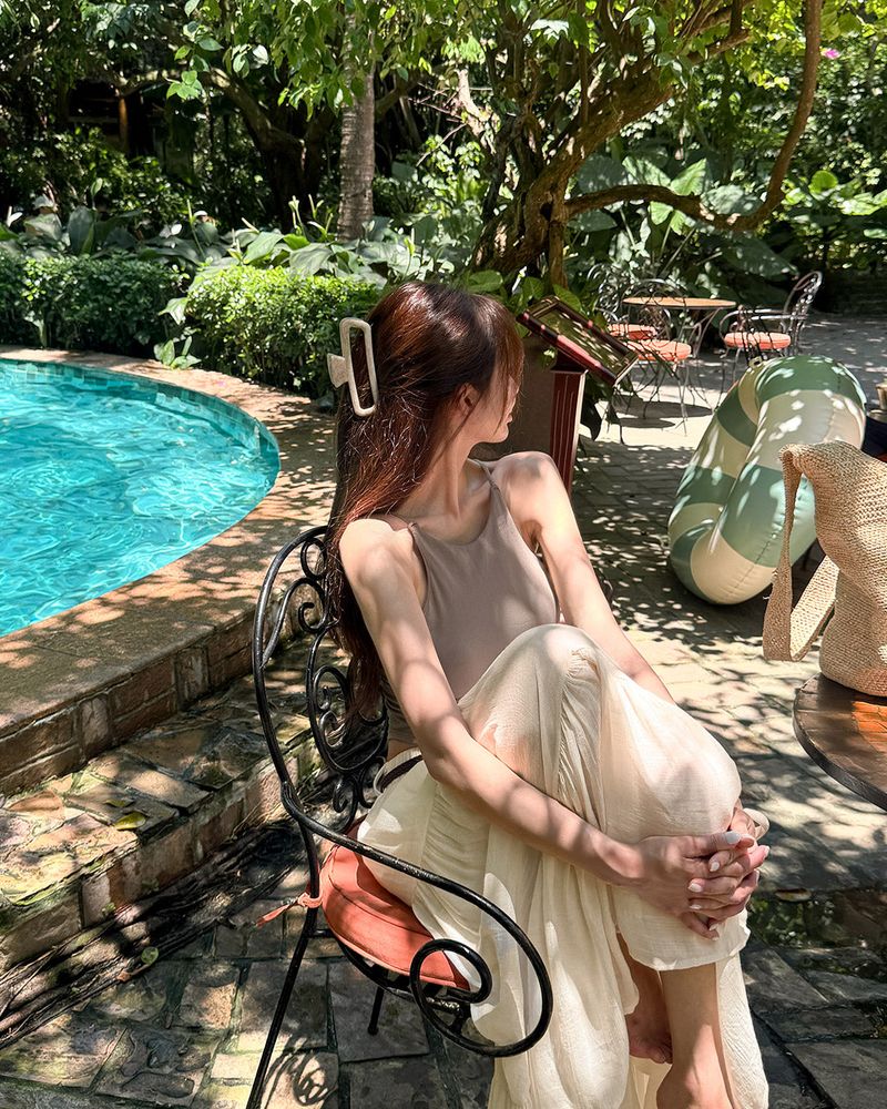 Mitz halter‑neck sleeveless