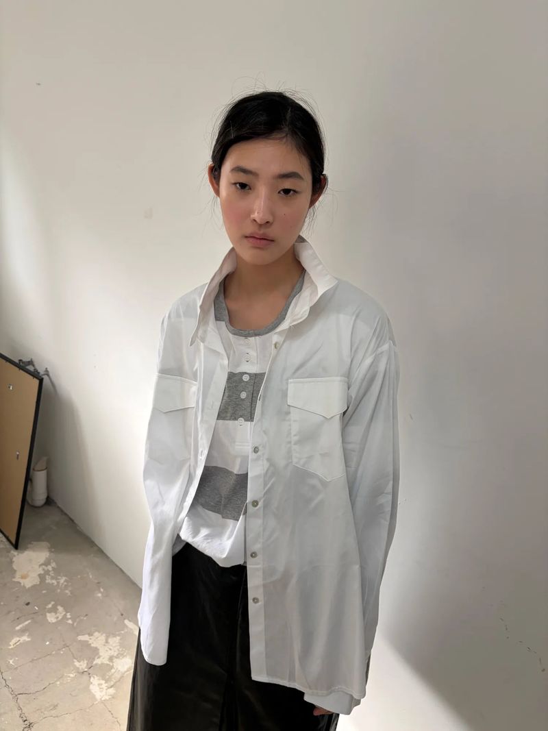 high neck glow shirt