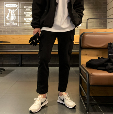 LOOKPLE（ルックプル）の「Wybird slim straight fit brushed cargo banding pants（Pants）」