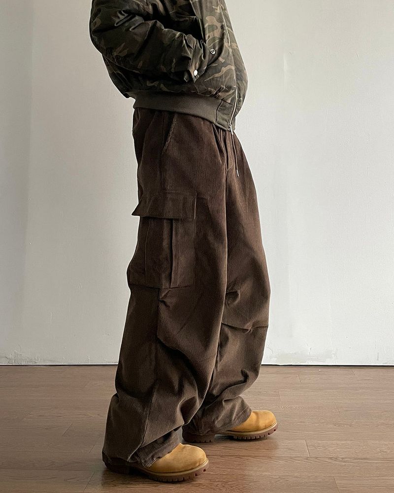 IDF(アイディーエフ)の「カバーコーデュロイカーゴパンツ(パンツ)」