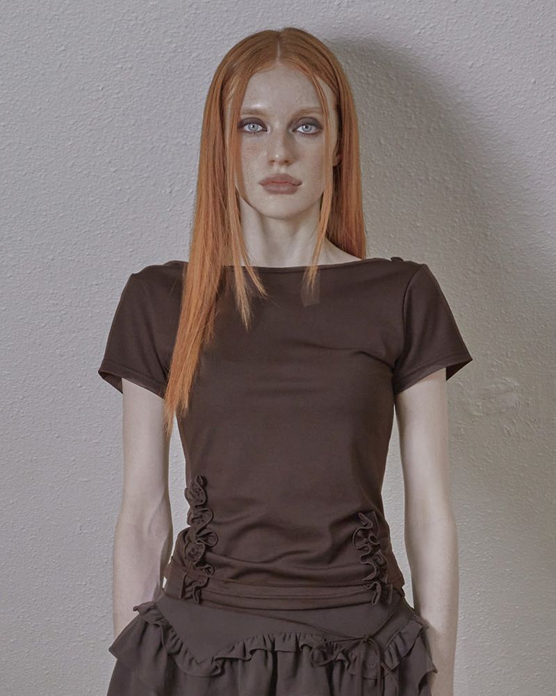back open ruffle top / brown