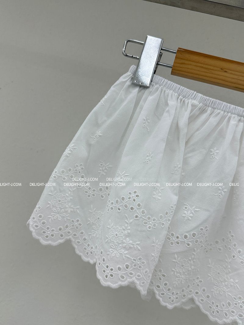 Punching Layered Belt Skirt