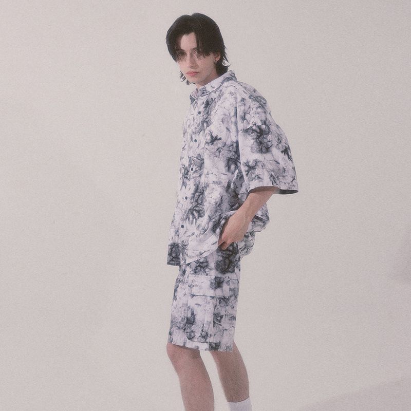 tie-dye cargo shorts_white