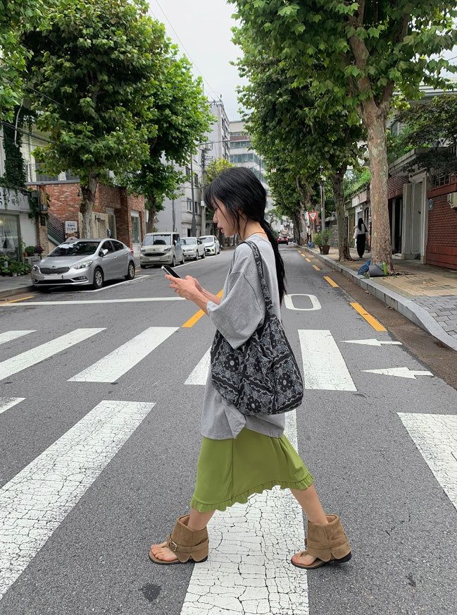 Veilk Paisley Shoulder Bag
