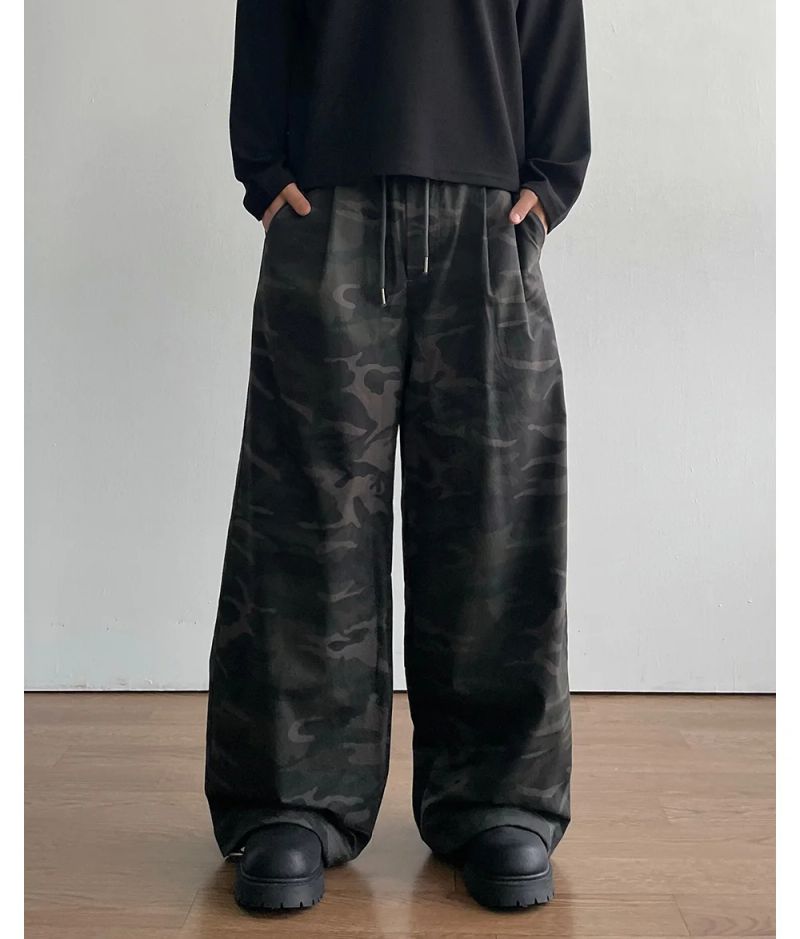 Bru Lettering Camo Pants