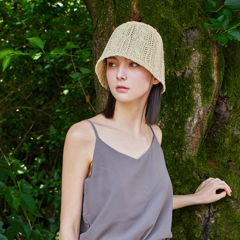 VZ Label Cable Knit Bucket Hat / Beige