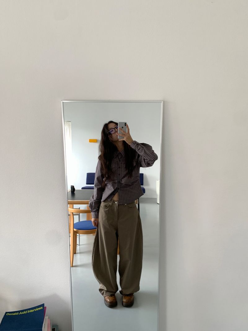 EMBO BACK BIJO CURVED PANTS (3C)