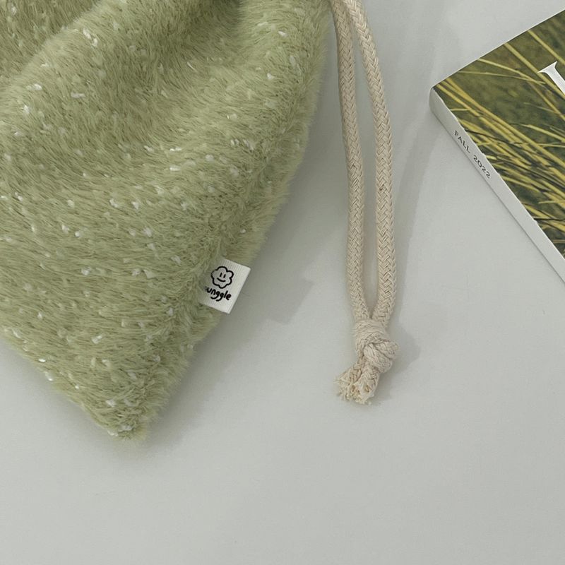 FLUFFY STRING POUCH (2 color)