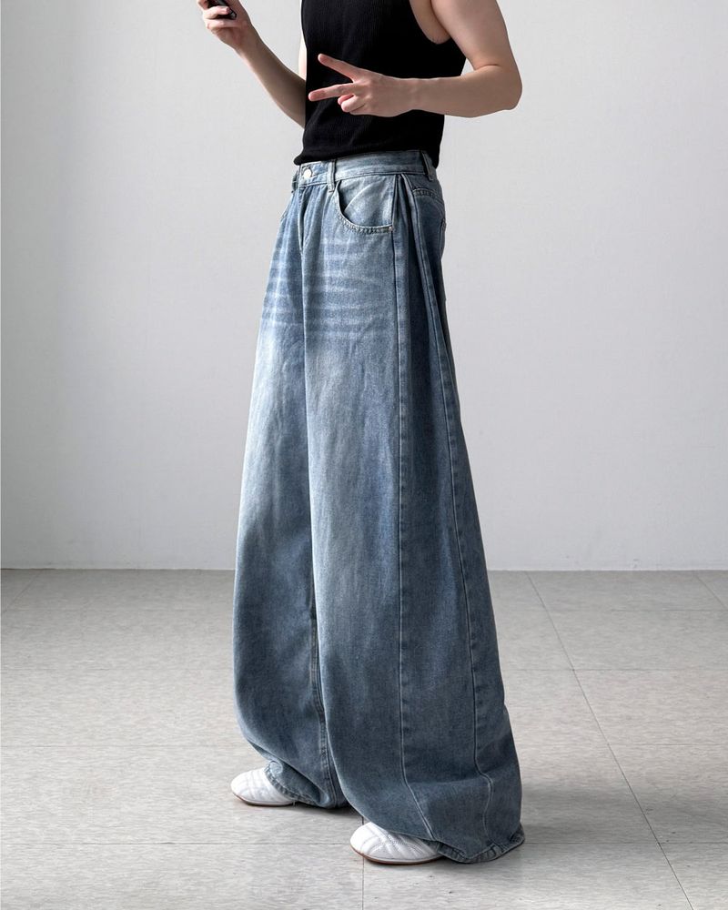 Bellingham Pintuck Wide Denim