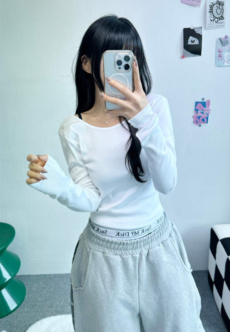 OPEN BACKLESS SEMI-CROP LONG SLEEVE T💙🤍🖤 - 3 COLORS