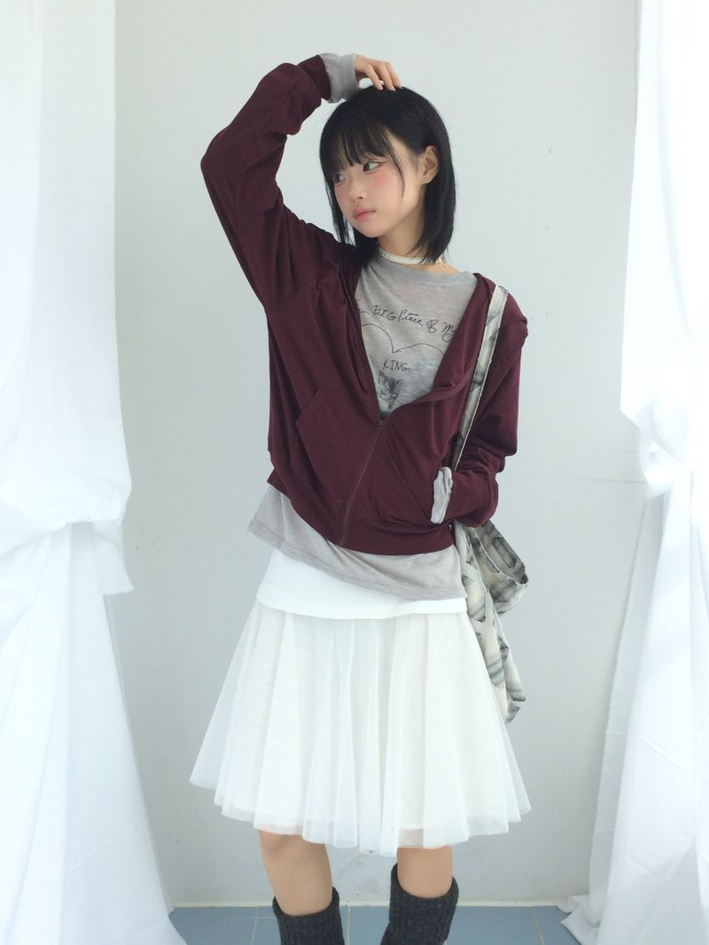 See-through curve layered skirt
