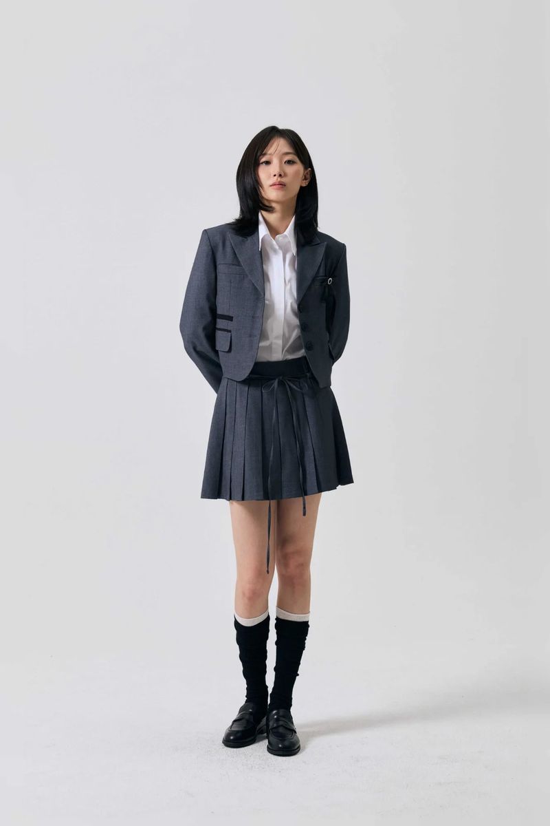 SWAN PLEATS SKIRT PANTS / CHARCOAL