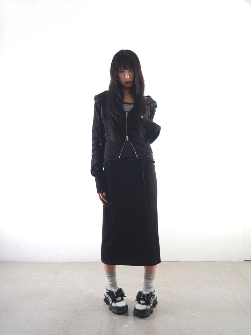 ODDME（オッドミー）の「スリムロングスカート -ブラック（スカート）」