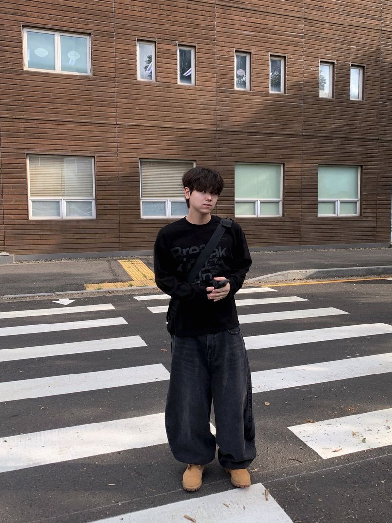 Unbalance Break Long Sleeve