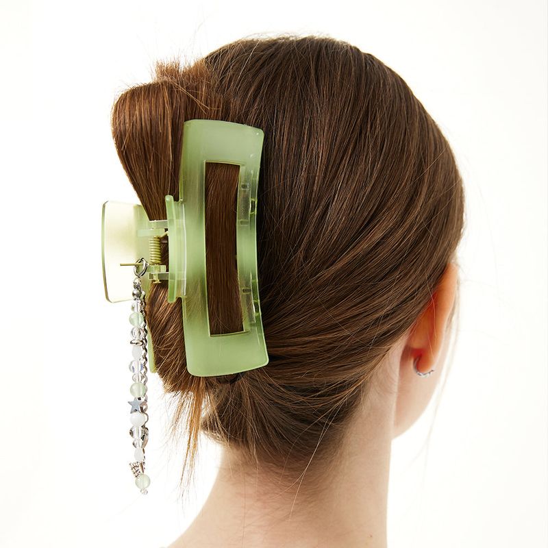VVV（ブイブイブイ）の「Beads Chain Strap Hair Clip _ Green（Hair Accessories）」