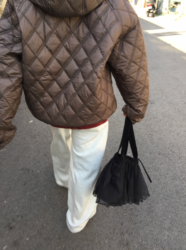 ドモンフリルレーストートバッグ