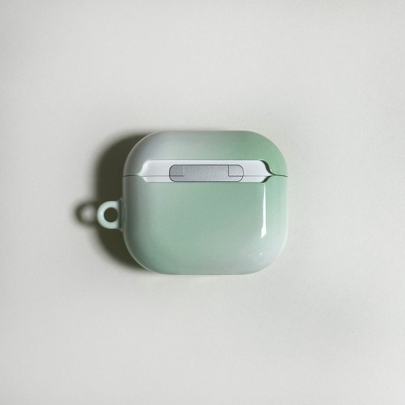 fog AirPods case-green