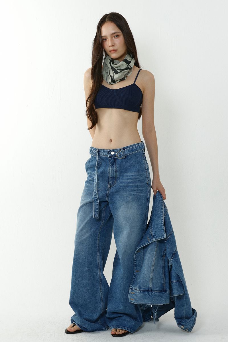 Loventina（ラヴェンティナ）の「ベルテッド デニム ブルー（パンツ）」
