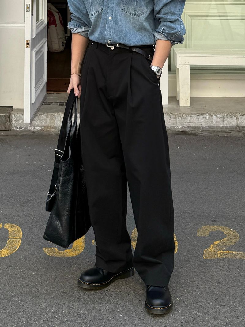Volume curved cotton pants