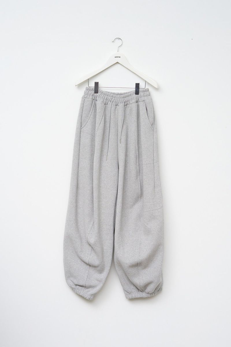 Bend Over Jogging Pants