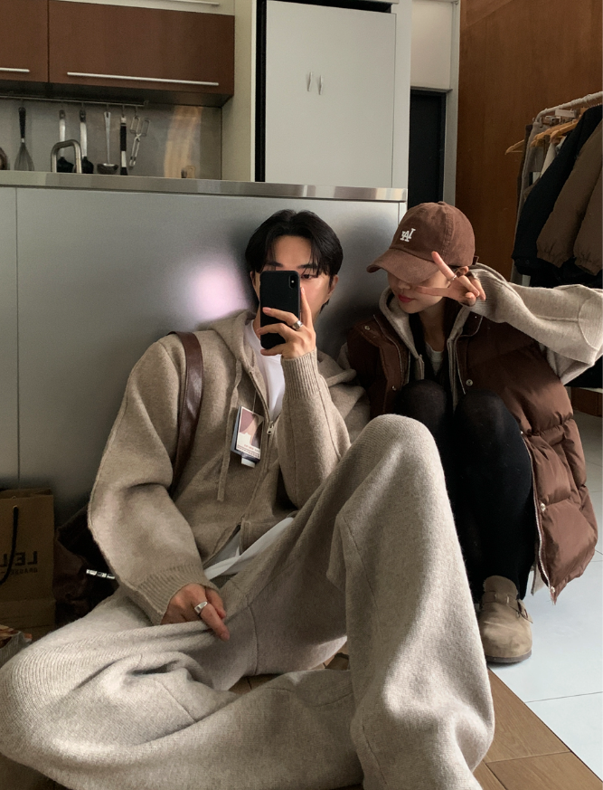 LOOKPLE（ルックプル）の「[Setup] Logane Maison Knit Hooded Zip-Up Wide Pants Set（Tops）」
