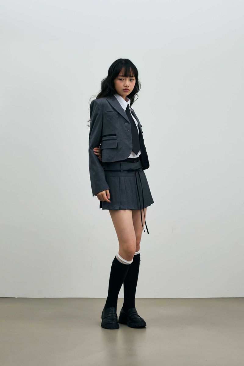 ASTRAL CROP JACKET / CHARCOAL