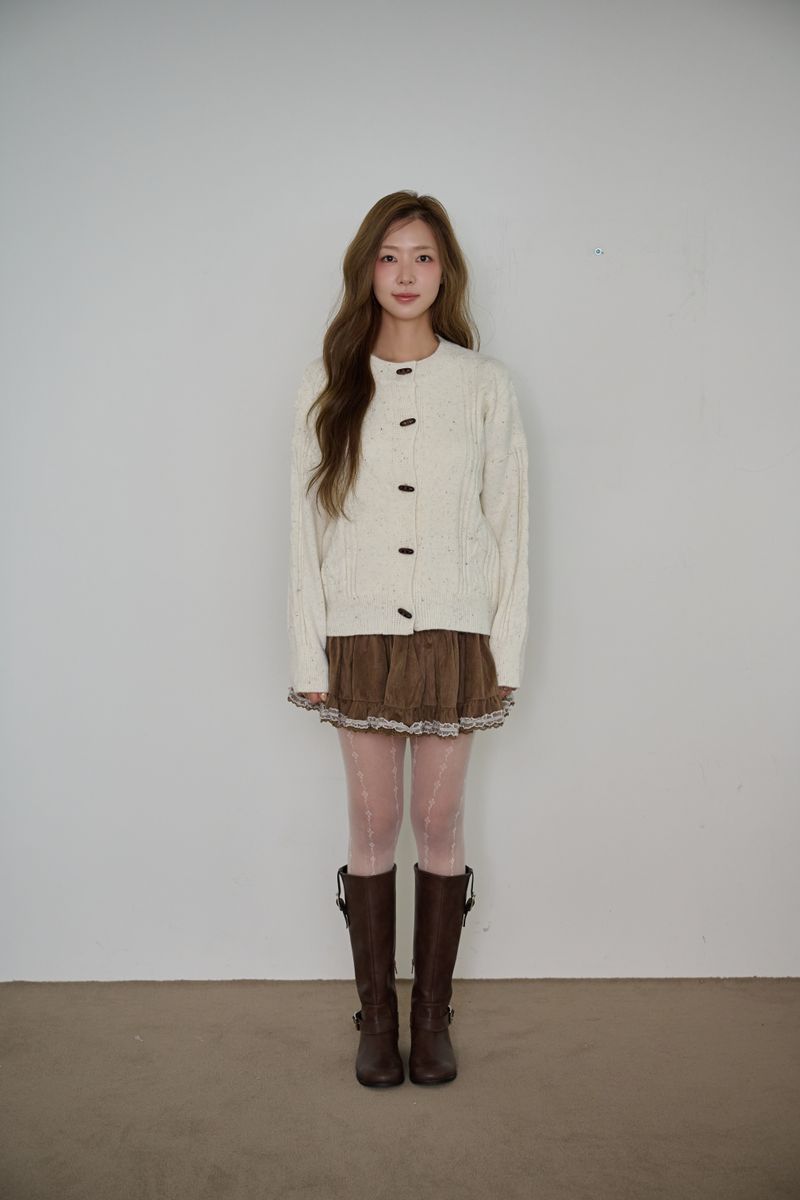 PINK PINEAPPLE（ピンクパイナップル）の「COOKIE CREAM KNIT CARDIGAN（Tops）」