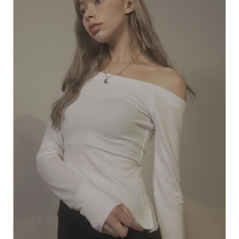 ONE SHOULDER BUTTON TEE-WHITE