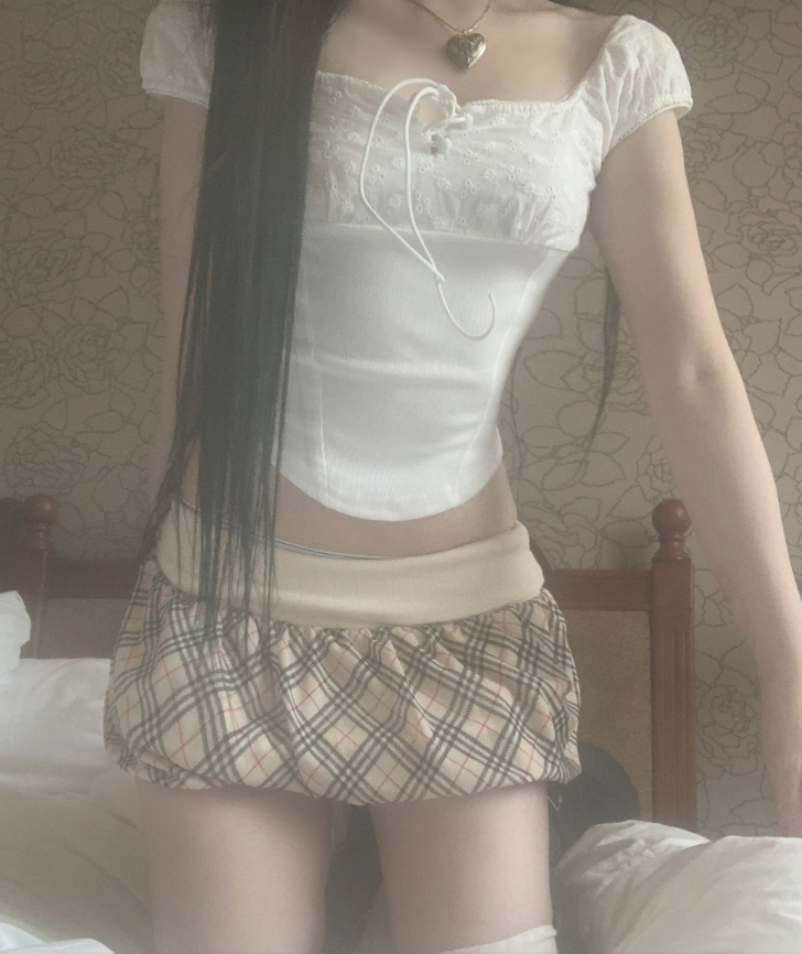 suzen（スゼン）の「Chechena Beige Check Skirt（Skirts）」