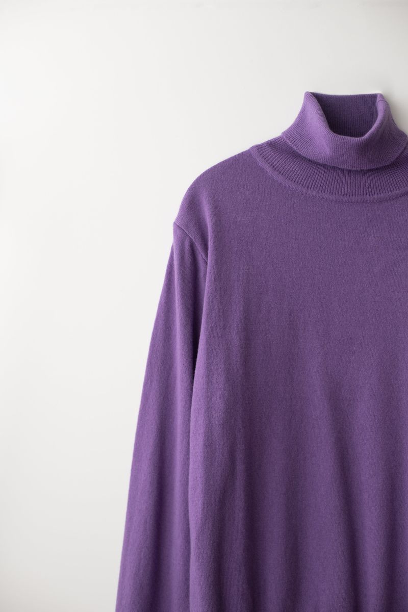 Cashmere turtle neck knit (Purple)