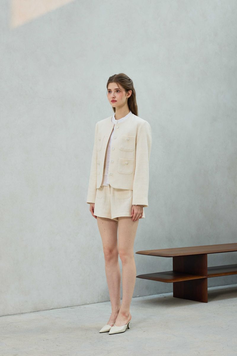 CHERISH TWEED SHORTS PANTS / WHITE