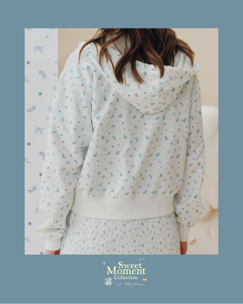Jellambie Hoodie | Printed Hoodie with Star Zipper Pull