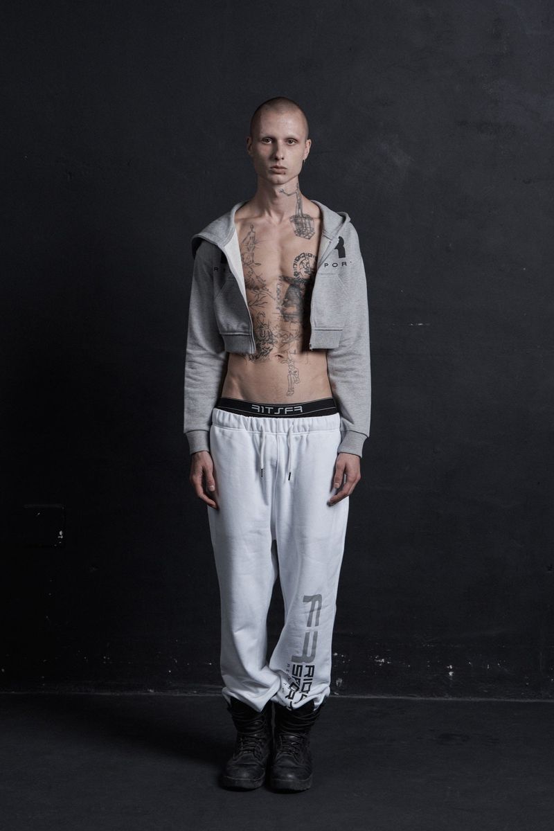 R1004（アールワンサウザンフォー）の「FR SPORTY SWEATPANTS WHITE（Pants）」