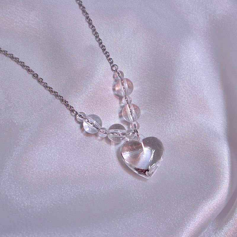 transparent heart bead necklace