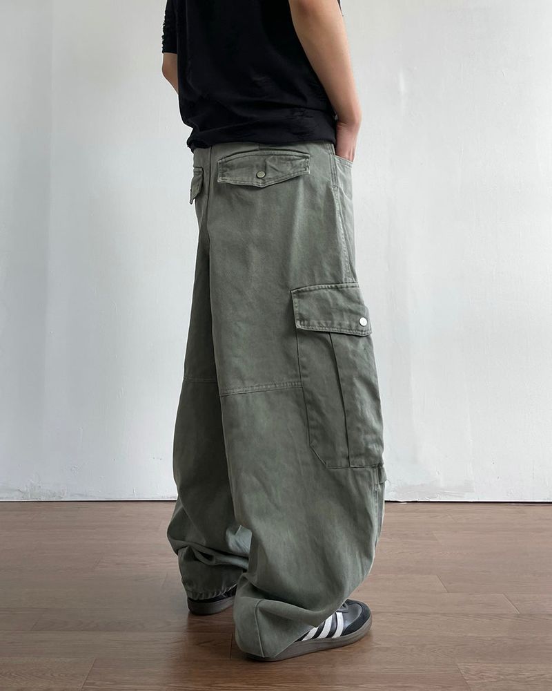 Lever Pigment Cargo Pants