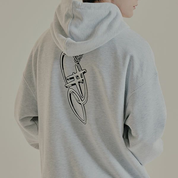 ROMANTIC CROWN（ロマンティッククラウン）の「SILVER CLIP PENDANT LOGO HOODIE（Tops）」