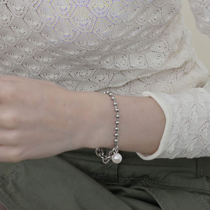 Half Chain Charm B.