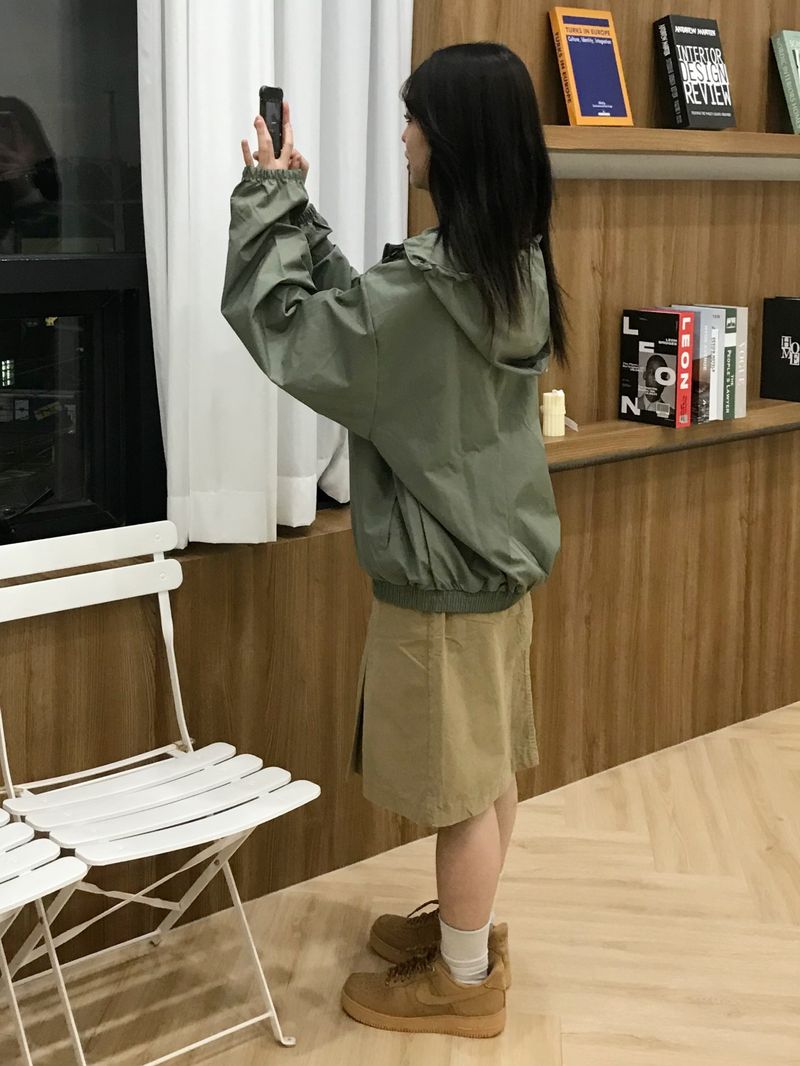 Dixie set up windbreaker