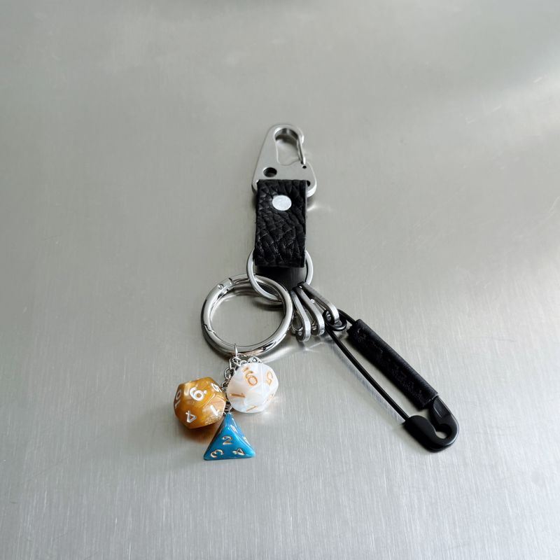 FADE MEET（フェードミート）の「Diceplay Keychain（Accessories）」