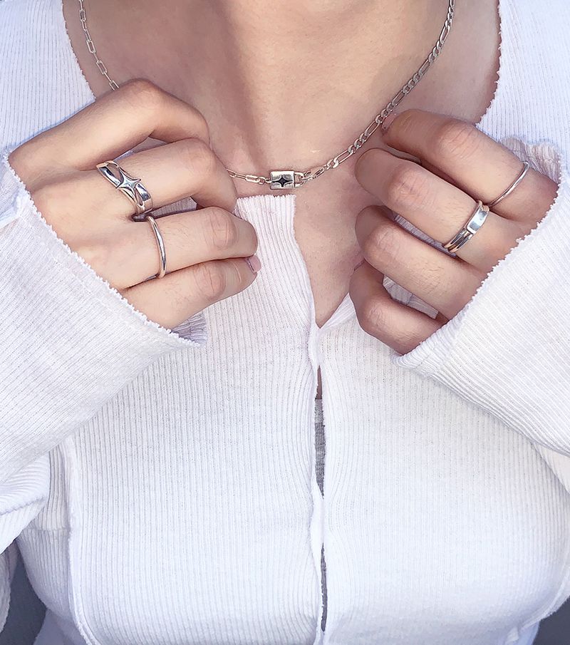 STING DIAGONAL RING