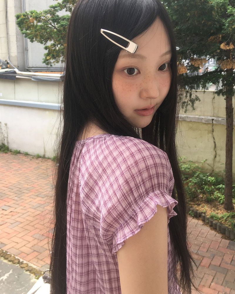 Lizzy Checkered Puff Shirring Blouse