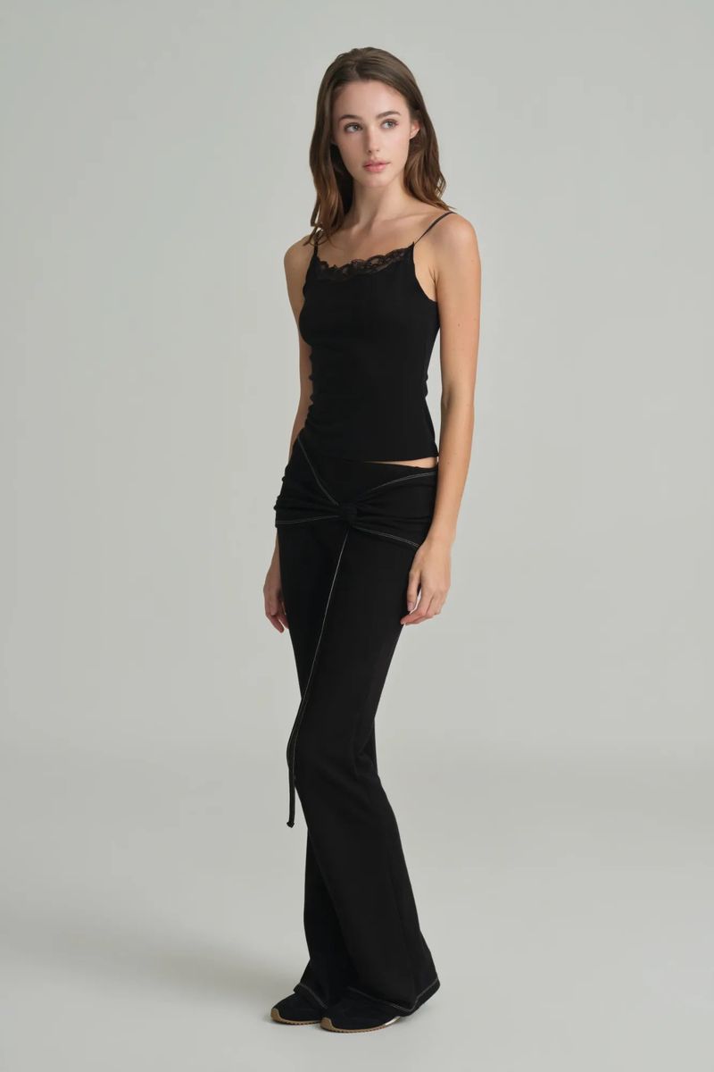 Swan lace sleeveless, Black