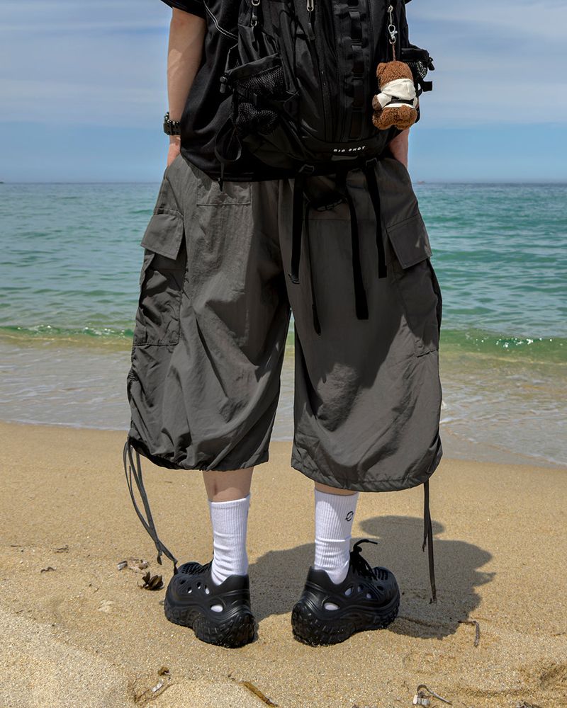 Shuren Shirring Cargo Bermuda Pants