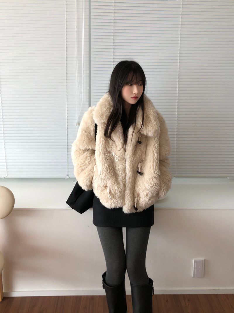 Claude Fur Jacket (2 colors)