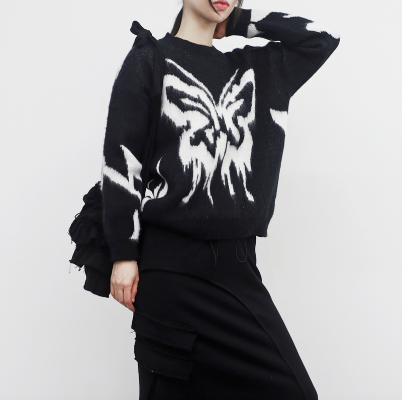 Hean Butter Fly Knit